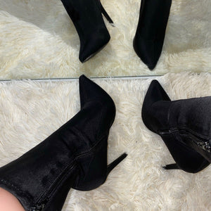 Marie Bootie - black